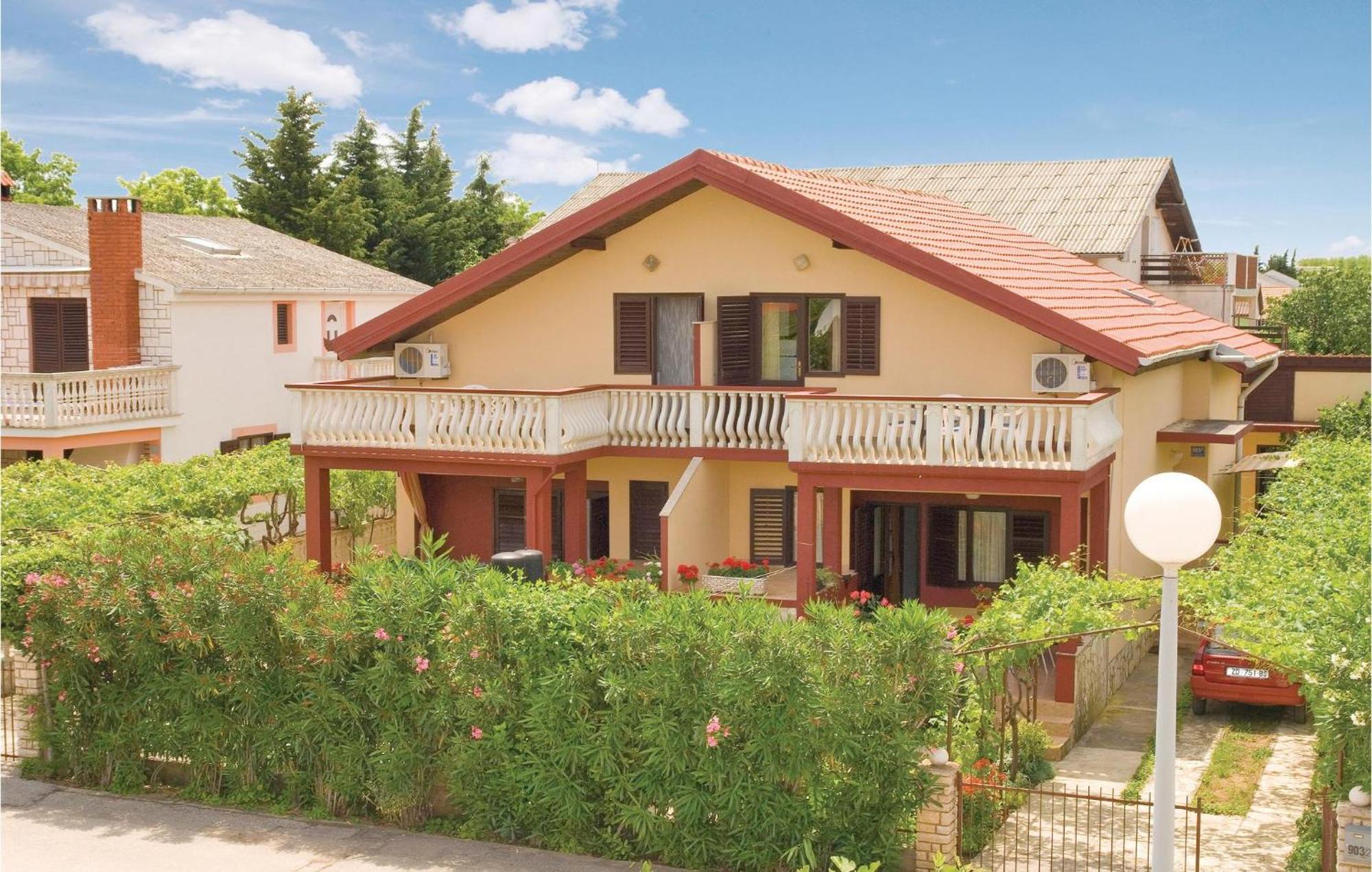 Pet Friendly In Privlaka With Wifi